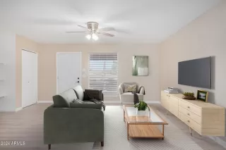 Photo #2: 6991212 Listing