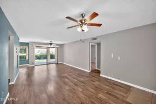 Photo #3: 6991270 Listing 