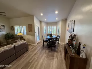 Photo #2: 6991324 Listing 