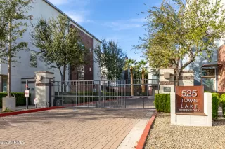 Primary Photo for MLS#: 6991404