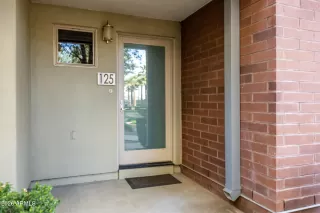 Photo #4: 6991404 Listing 