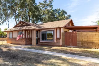 Photo #2: 6991526 Listing