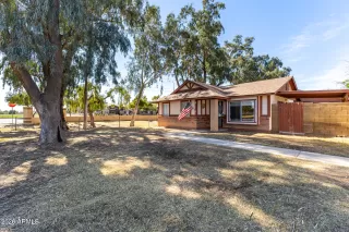 Photo #3: 6991526 Listing