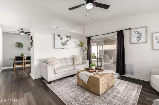 Photo #4: 6991526 Listing