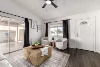 Photo #5: 6991526 Listing