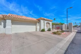 Photo #6: 6992146 Listing 