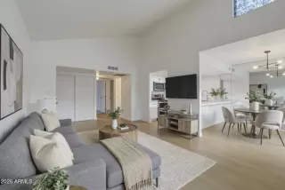 Photo #3: 6992306 Listing 