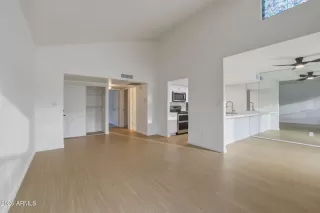 Photo #4: 6992306 Listing 