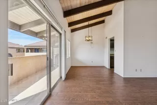 Photo #2: 6992649 Listing