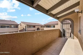 Photo #4: 6992649 Listing