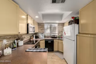 Photo #1: 6992823 Listing