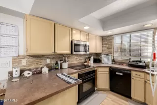 Photo #2: 6992823 Listing