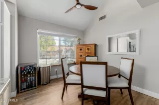 Photo #6: 6992848 Listing 