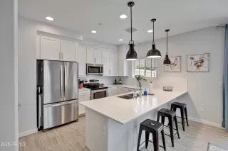 Photo #2: 6992895 Listing 