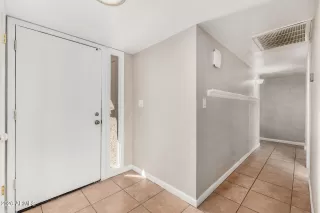 Photo #3: 6992909 Listing 