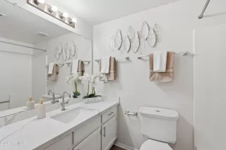 Photo #3: 6993269 Listing 