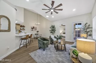 Photo #3: 6993336 Listing 