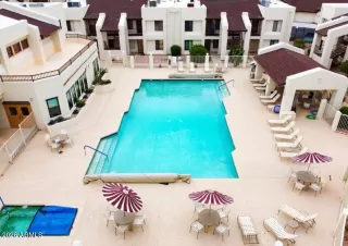 Photo #3: 6993396 Listing 