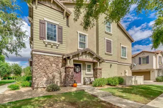 MLS: 6993432 Condo For Sale