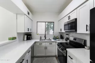 Photo #3: 6993545 Listing 