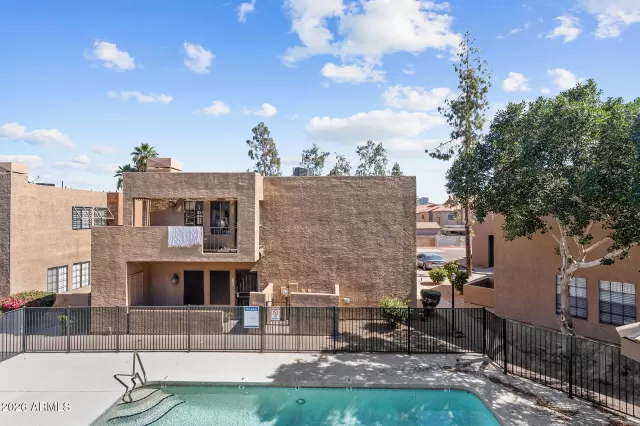 MLS: 6993547 Condo For Sale