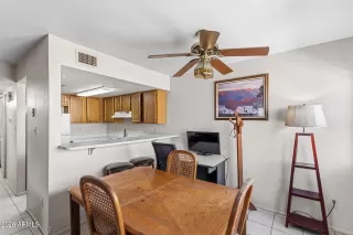 Photo #6: 6993547 Listing 