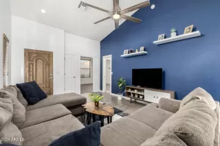 Photo #4: 6993763 Listing 