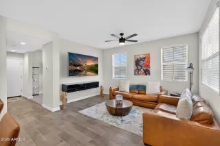 Photo #5: 6993869 Listing 