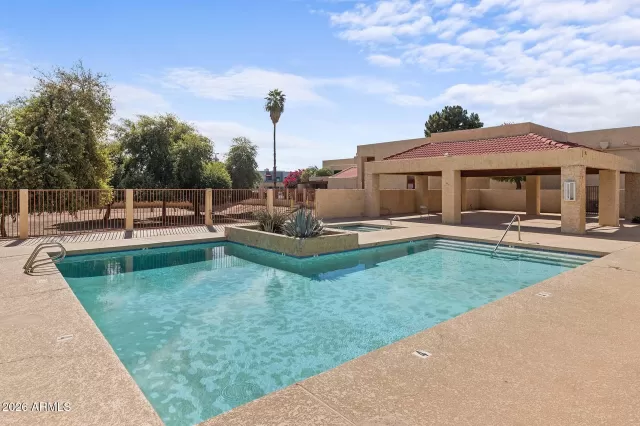 MLS: 6993974 Condo For Sale