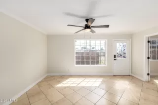 Photo #4: 6994021 Listing