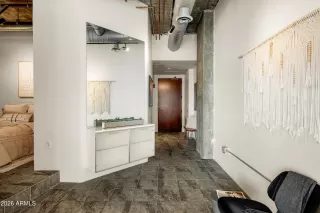 Photo #2: 6994064 Listing 