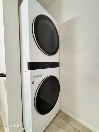 Photo #6: 6994165 Listing 