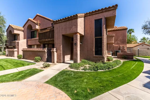 MLS: 6994277 Condo For Sale