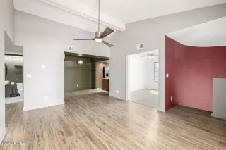 Photo #3: 6994277 Listing 