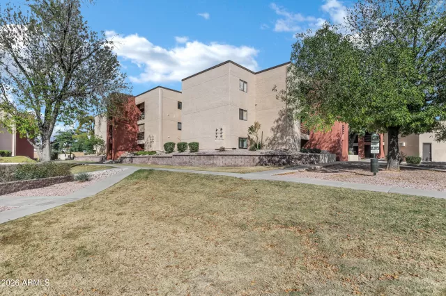 MLS: 6994385 Condo For Sale