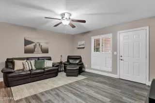 Photo #4: 6994385 Listing 