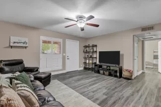 Photo #5: 6994385 Listing 