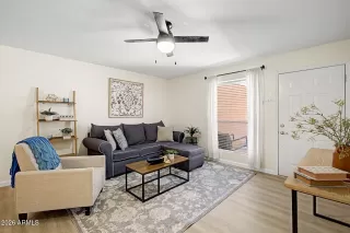 Photo #5: 6994659 Listing 