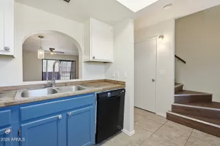 Photo #6: 6994907 Listing 