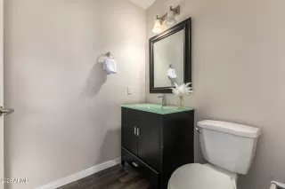 Photo #6: 6994981 Listing 