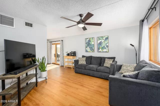 MLS: 6995015 Condo For Sale