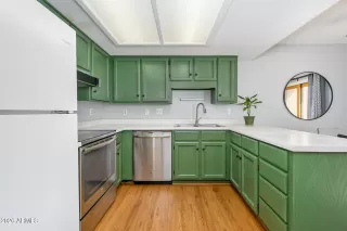 Photo #5: 6995015 Listing 