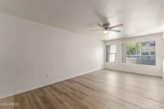 Photo #6: 6995017 Listing 