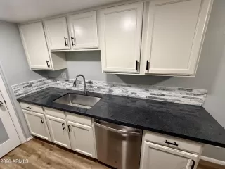 Photo #1: 6995441 Listing 