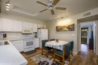 Photo #6: 6995629 Listing 