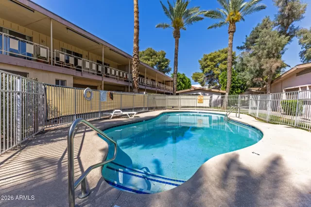 MLS: 6996077 Condo For Sale