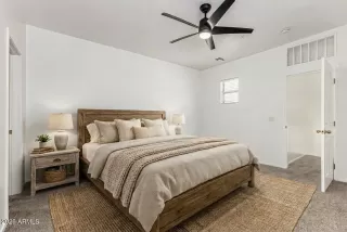 Photo #3: 6996417 Listing