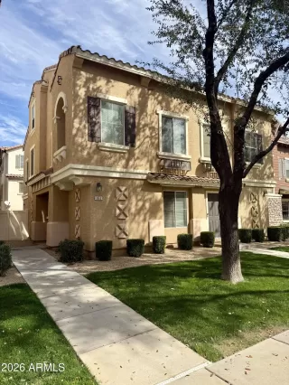 Photo #2: 6996429 Listing 