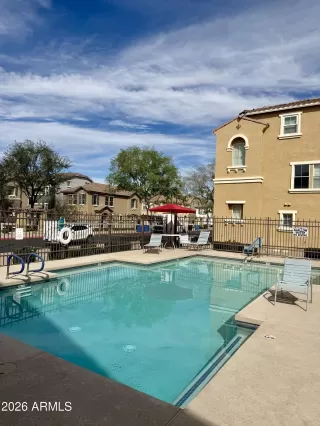 Photo #4: 6996429 Listing 