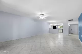 Photo #5: 6996576 Listing 